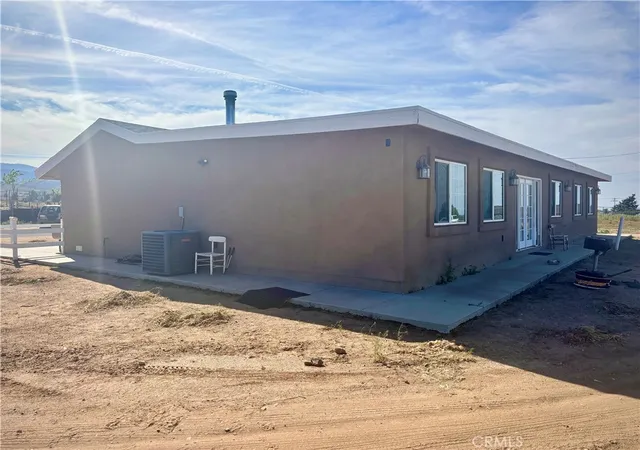 4th image of 5808 Snow Line Dr, Phelan, CA 92371 | MLS# DW26066941