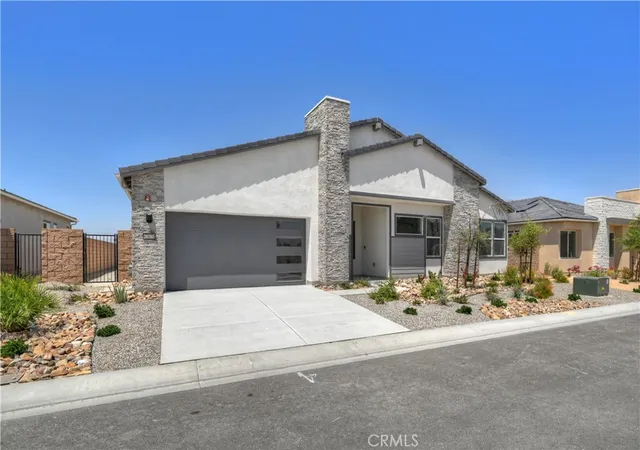 2nd image of 67070 Amethyst Wy, Cathedral Cty, CA 92262 | MLS# IG26067491