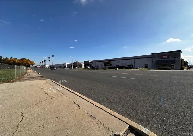 4th image of 1373 E Holt, Ontario, CA 91761 | MLS# IV26065812