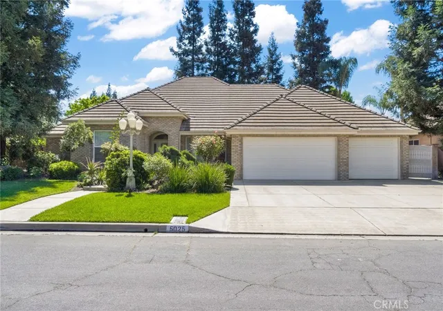 1st image of 5025 W Birch, Fresno, CA 93722 | MLS# MD26067509