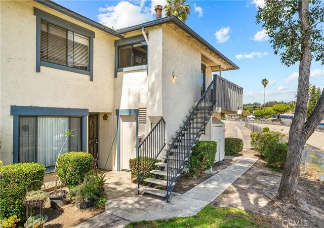 2nd image of 4137 Tiberon Dr, Oceanside, CA 92056 | MLS# OC26067563