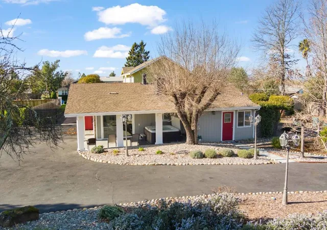1st image of 2180 Patton Ave, Napa, CA 94559 | MLS# ML82040771