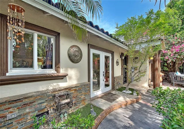 1st image of 17419 Cohasset, Lake Balboa, CA 91406 | MLS# SR26067684