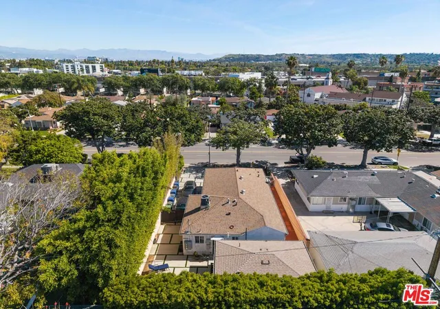 1st image of 4069 Sawtelle Blvd, Los Angeles, CA 90066 | MLS# 26670909