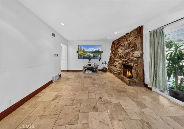 Photo 3 of Single family home for sale at 15354 Leadwell St, Van Nuys, CA 91406 | MLS# SR26064972 | Listing updated on 2026-10-09