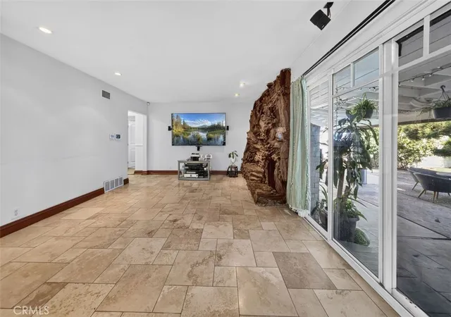 Photo 3 of Single family home for sale at 15354 Leadwell St, Van Nuys, CA 91406 | MLS# SR26064972 | Listing updated on 2026-10-09