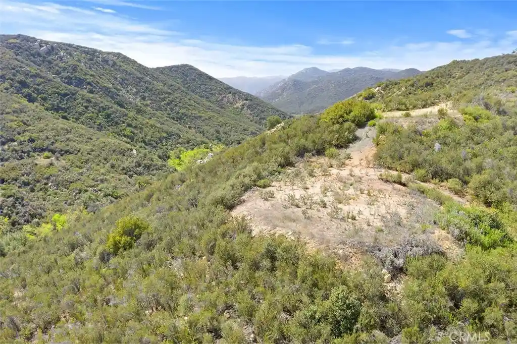 Photo 1 of Land for sale at 2 La Cresta Highlands Cir, Murrieta, CA 92562 | MLS# SW26065124 | Listing updated on 2026-10-19