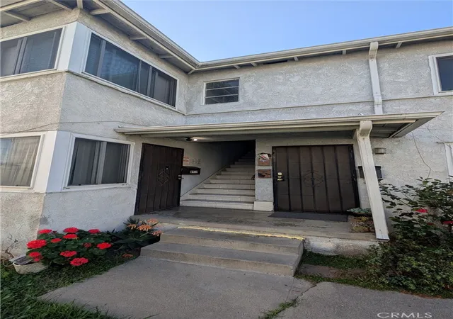 2nd image of 8912 Reading, Los Angeles, CA 90045 | MLS# SB26068023