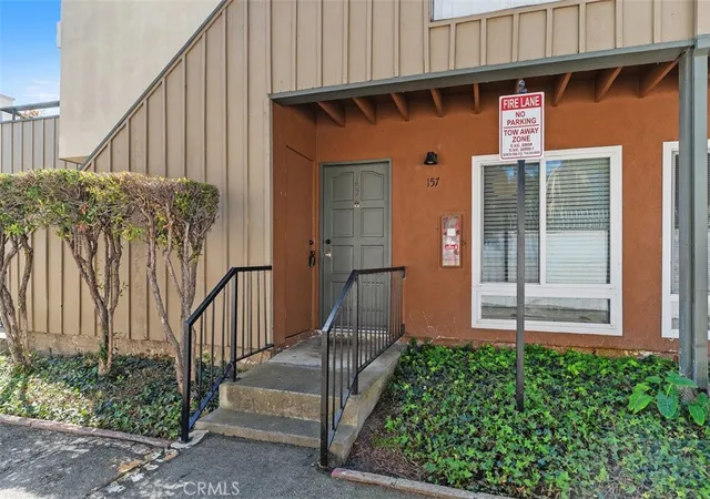 3rd image of 1001 W Stevens Ave, Santa Ana, CA 92707