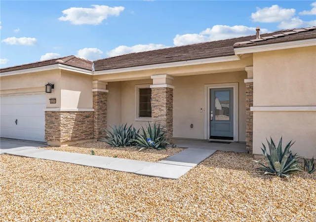 Homes for sale in Victorville, CA | 11155 Fargo Ct, Victorville, CA 92392 | MLS# HD26068246