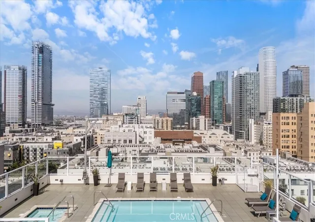 Condo for sale at 939 S Broadway #203, Los Angeles, CA 90015 | MLS# SB26067594 | Listing updated on 2026-04-19