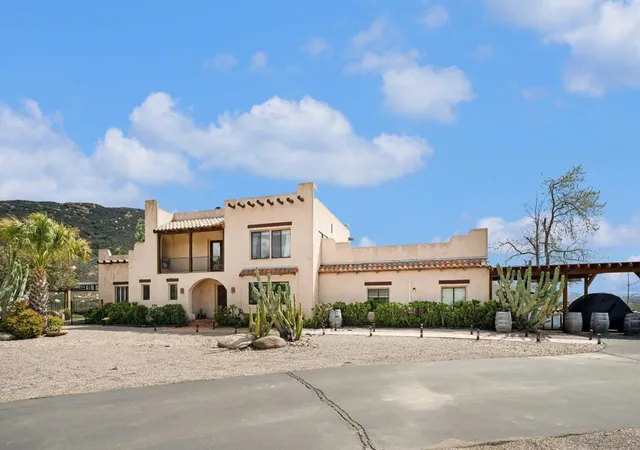 2nd image of 17287 Oak Hollow Road, Ramona, CA 92065 | MLS# 260007446SD