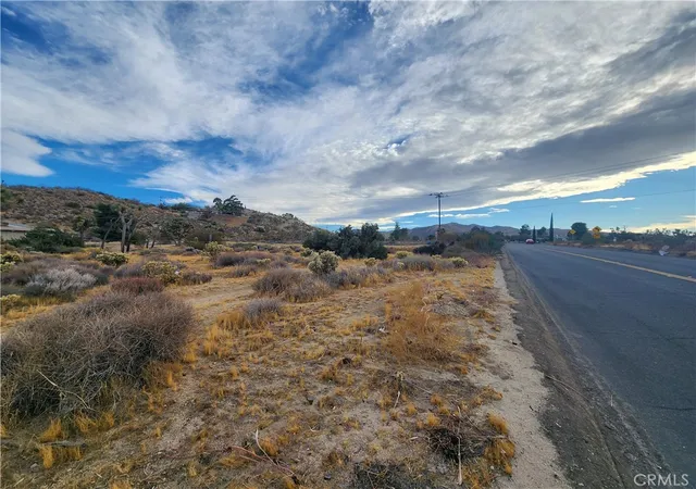 4th image of 164 Joshua Ln, Yucca Valley, CA 92284 | MLS# HD26068436