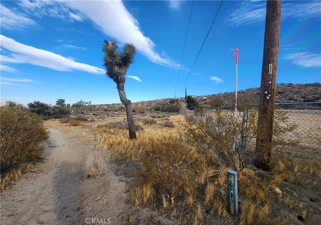 5th image of 164 Joshua Ln, Yucca Valley, CA 92284 | MLS# HD26068436
