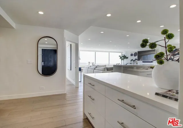 2nd image of 2220 Avenue Of The Stars #2605, Los Angeles, CA 90067 | MLS# 26671115