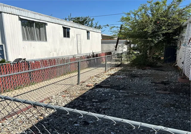Photo 12 of Manufactured home for sale at 14890 Perris #17, Moreno Valley, CA 92553 | MLS# IG26068291 | Listing updated on 2026-09-25
