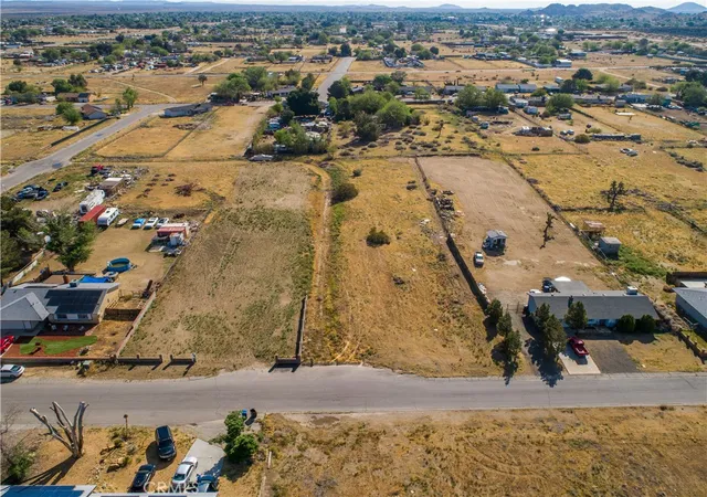 3rd image of 0 152Nd St, Lake Los Angeles, CA 93535 | MLS# SR26068584