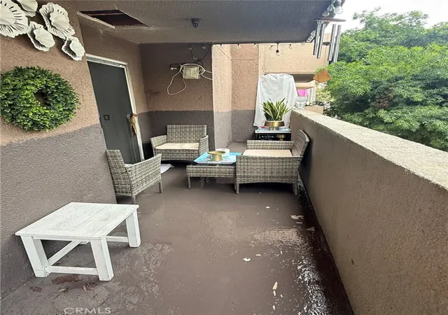2nd image of 450 E 4Th, Santa Ana, CA 92701