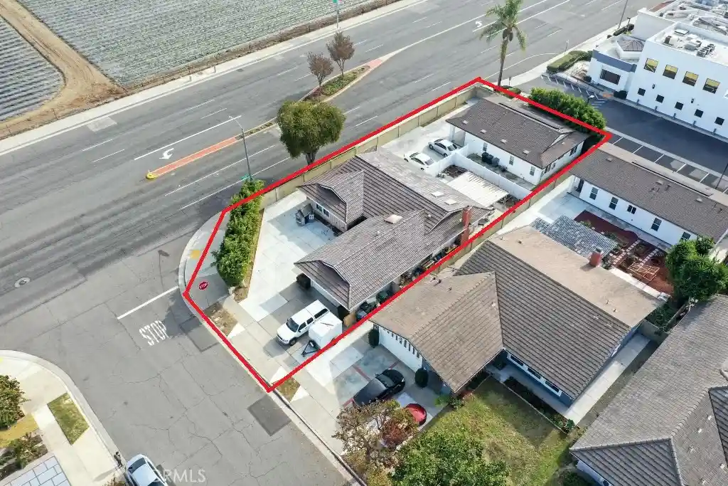 Photo 1 of Single family home for sale at 10984 Goldeneye Ave, Fountain Valley, CA 92708 | MLS# PW26068372 | Listing updated on 2026-10-18