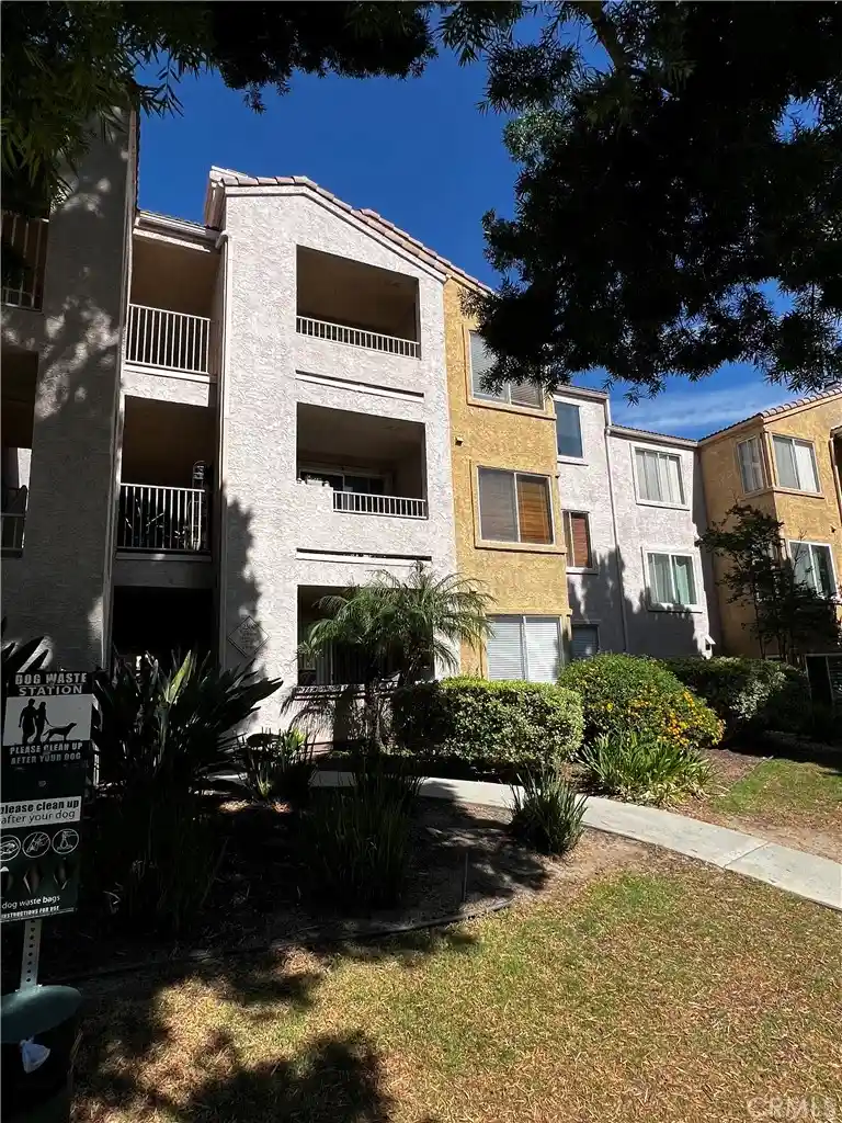 Listing Photo 1 - Condo for sale in 2380 Del Mar Wy located at 2380 Del Mar Wy, Corona, CA 92882 - Unit #206