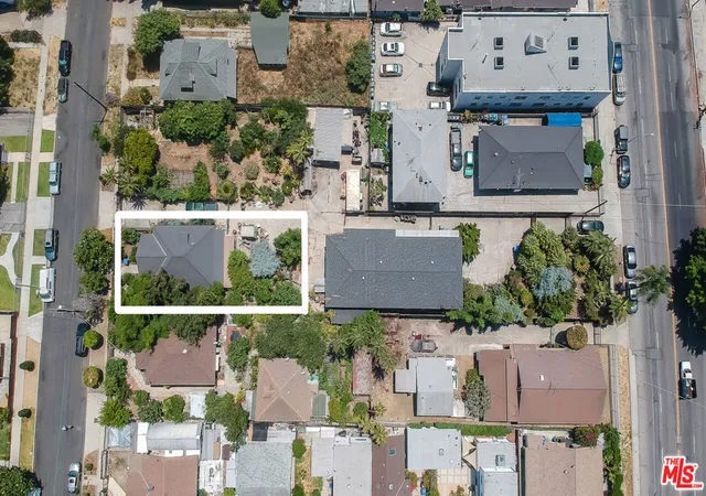 5th image of 441 N Commonwealth Ave, Los Angeles, CA 90004 | MLS# 26671597