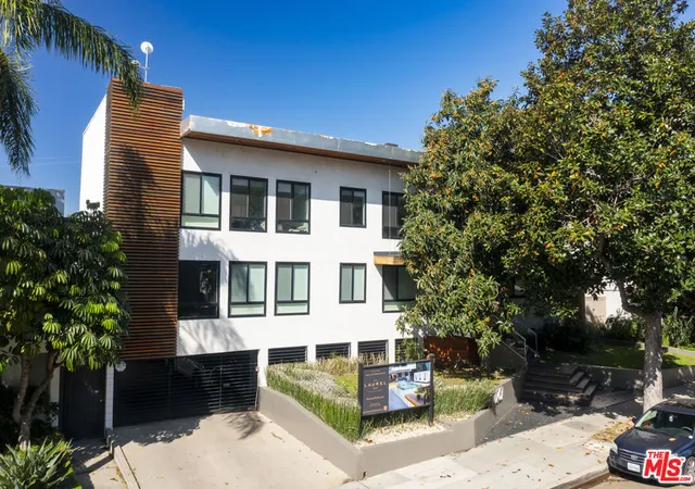 2nd image of 1267 N Laurel Ave, West Hollywood, CA 90046 | MLS# 26671667