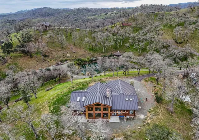 1st image of 1525 Headlands Dr, Napa, CA 94558 | MLS# ML82040974
