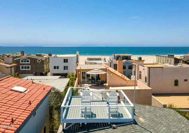 3rd image of 3715 Sunset Ln, Oxnard, CA 93035 | MLS# V1-35499