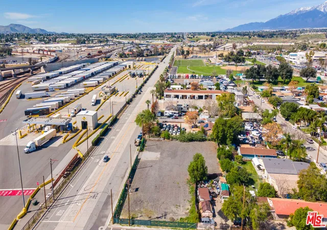 Photo 4 of Land for sale at 1527 W 4th Street, San Bernardino, CA 92411 | MLS# 26671907 | Listing updated on 2026-09-22