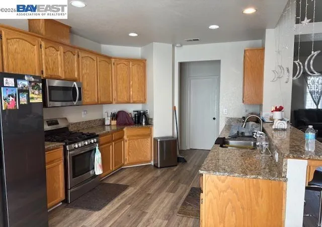Homes for sale in Tracy, CA | 1551 Autumn Meadow Ln, Tracy, CA 95376 | MLS# 41129156