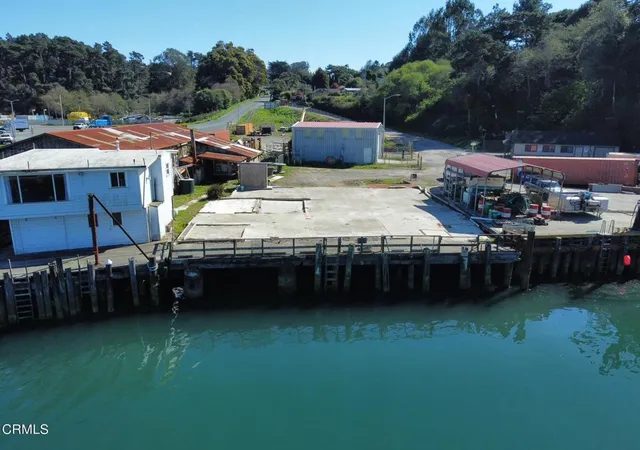 2nd image of 19290 S Harbor Dr, Fort Bragg, CA 95437 | MLS# C1-11313