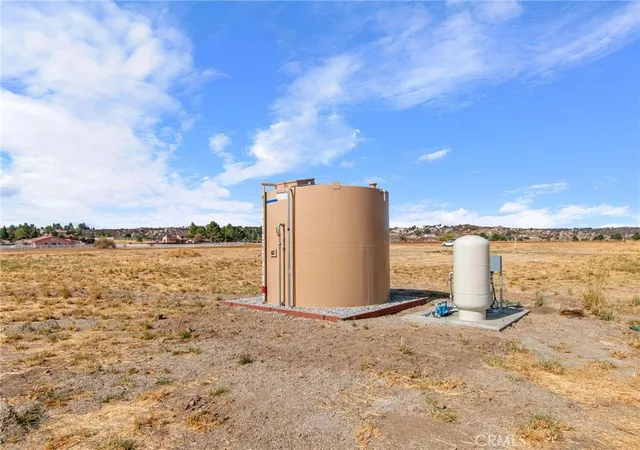 5th image of 41620 Lakefront Dr, Aguanga, CA 92536 | MLS# SW26068802
