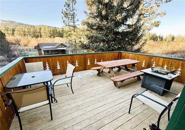 Photo 3 of Single family home for sale at 42834 Sonoma Dr, Big Bear Lake, CA 92315 | MLS# SR26068924 | Listing updated on 2026-10-03