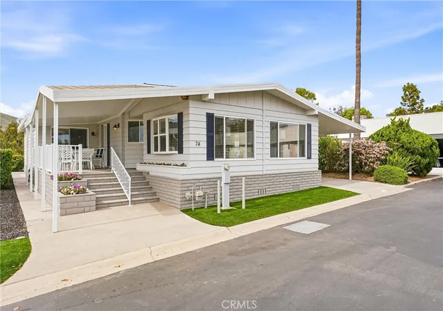 Photo 3 of Manufactured home for sale at 74 Mira Adelante, San Clemente, CA 92673 | MLS# OC26069006 | Listing updated on 2026-09-27
