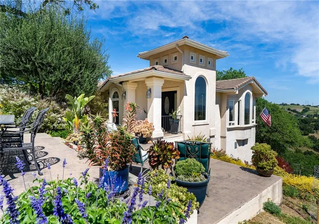 3rd image of 14600 El Monte, Atascadero, CA 93422 | MLS# NS26069113