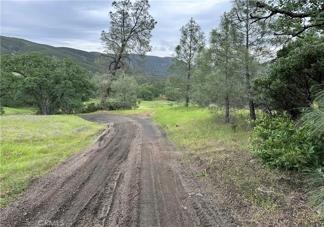3rd image of 666 Watertrough Rd, Clearlake Oaks, CA 95423 | MLS# LC26069115