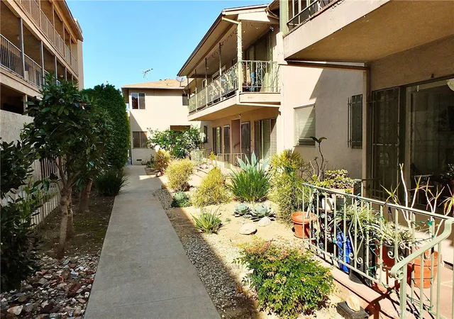 Homes for sale in Long Beach, CA | 1250 E East 3rd Street #7, Long Beach, CA 90802 | MLS# PW26053559