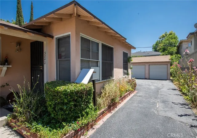3rd image of 5238 Hermitage, Valley Village, CA 91607 | MLS# IG26069395