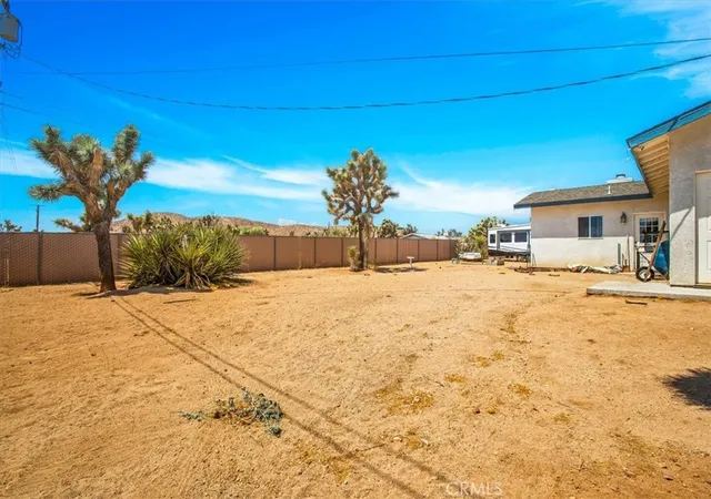 46th image of 58583 Buena Vista Dr, Yucca Valley, CA 92284 | MLS# JT26069409