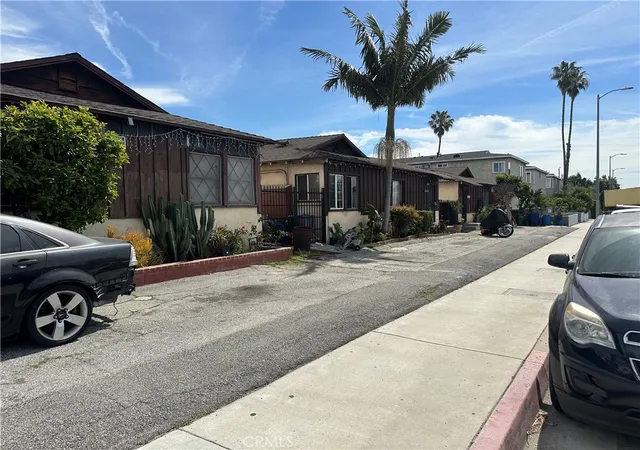 3rd image of 20600 S Western, Torrance, CA 90501 | MLS# SB26069469