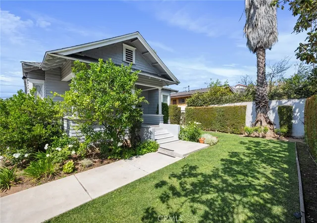 Homes for sale in Los Angeles, CA | 1251 N Commonwealth, Los Angeles, CA 90029 | MLS# PV26066757