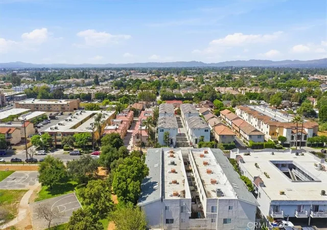 32nd image of 9146 Tobias Ave #4, Panorama City, CA 91402 | MLS# SR26059550