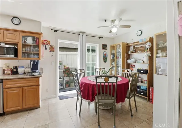 5th image of 9146 Tobias Ave #4, Panorama City, CA 91402 | MLS# SR26059550