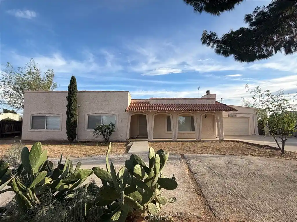 Photo 1 of Single family home for sale at 21011 Teton, Apple Valley, CA 92308 | MLS# HD26069612 | Listing updated on 2026-07-02