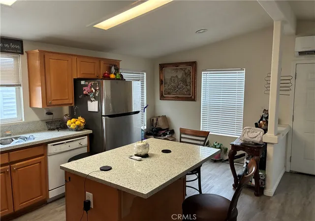 Photo 4 of Manufactured home for sale at 1460 East 6th St #4, Beaumont, CA 92223 | MLS# IG26069689 | Listing updated on 2026-10-01