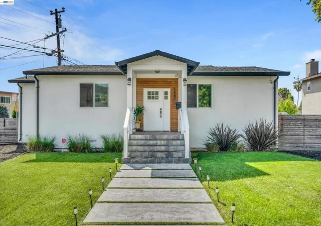 Homes for sale in San Pablo, CA | 5447 Shasta Ave, San Pablo, CA 94806 | MLS# 41129193