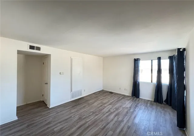 17th image of 1305 Massachusetts #205, Riverside, CA 92507 | MLS# CV26067296