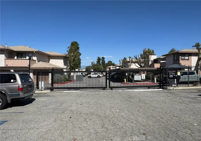 4th image of 1305 Massachusetts, Riverside, CA 92507