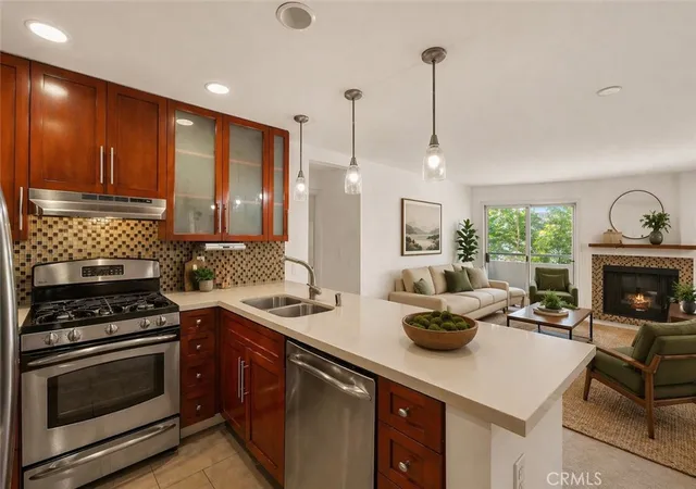 Homes for sale in Sherman Oaks, CA | 4702 Fulton Ave #202, Sherman Oaks, CA 91423 | MLS# SR26057753