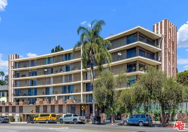 5th image of 2260 N Cahuenga Blvd, Los Angeles, CA 90068